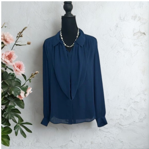 Ann Taylor Navy Blue Women's Blouse - Picture 1 of 10